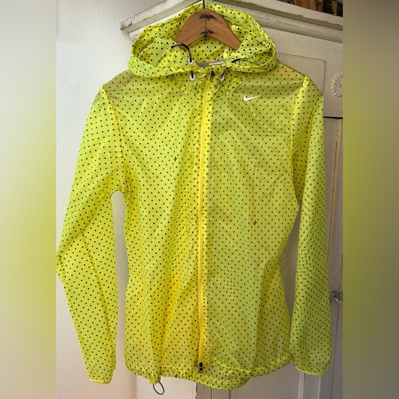 🔥Nike | Women’s lemon yellow translucent zip front running jacket black dots, S - Picture 11 of 14